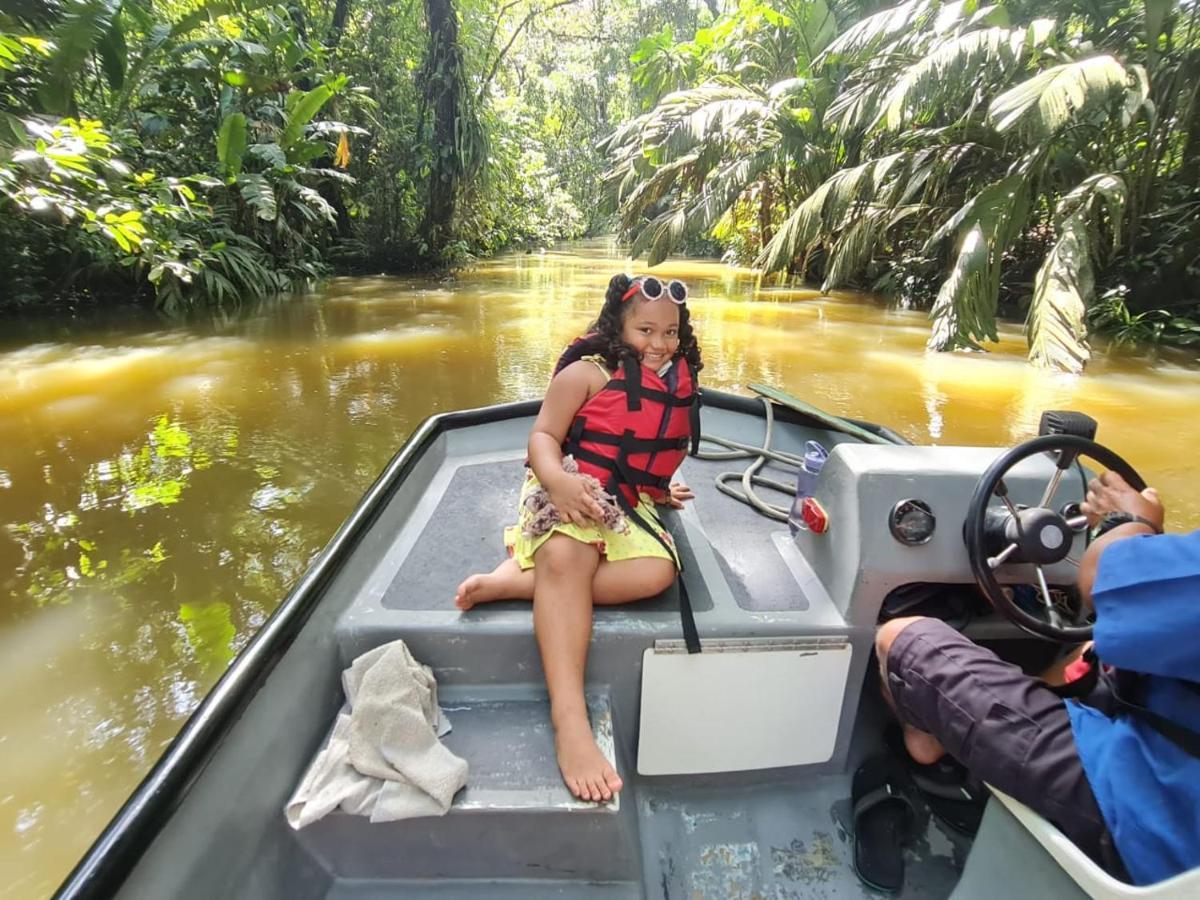 Cabinas El Muellecito Tortuguero Ngoại thất bức ảnh