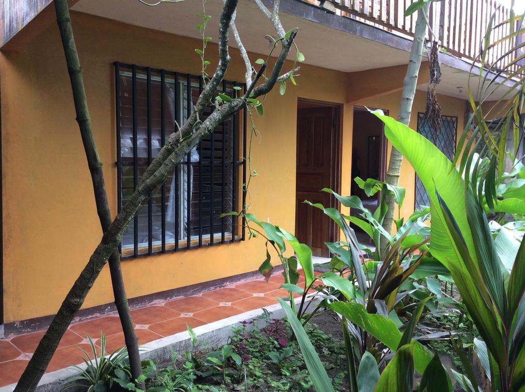 Cabinas El Muellecito Tortuguero Ngoại thất bức ảnh