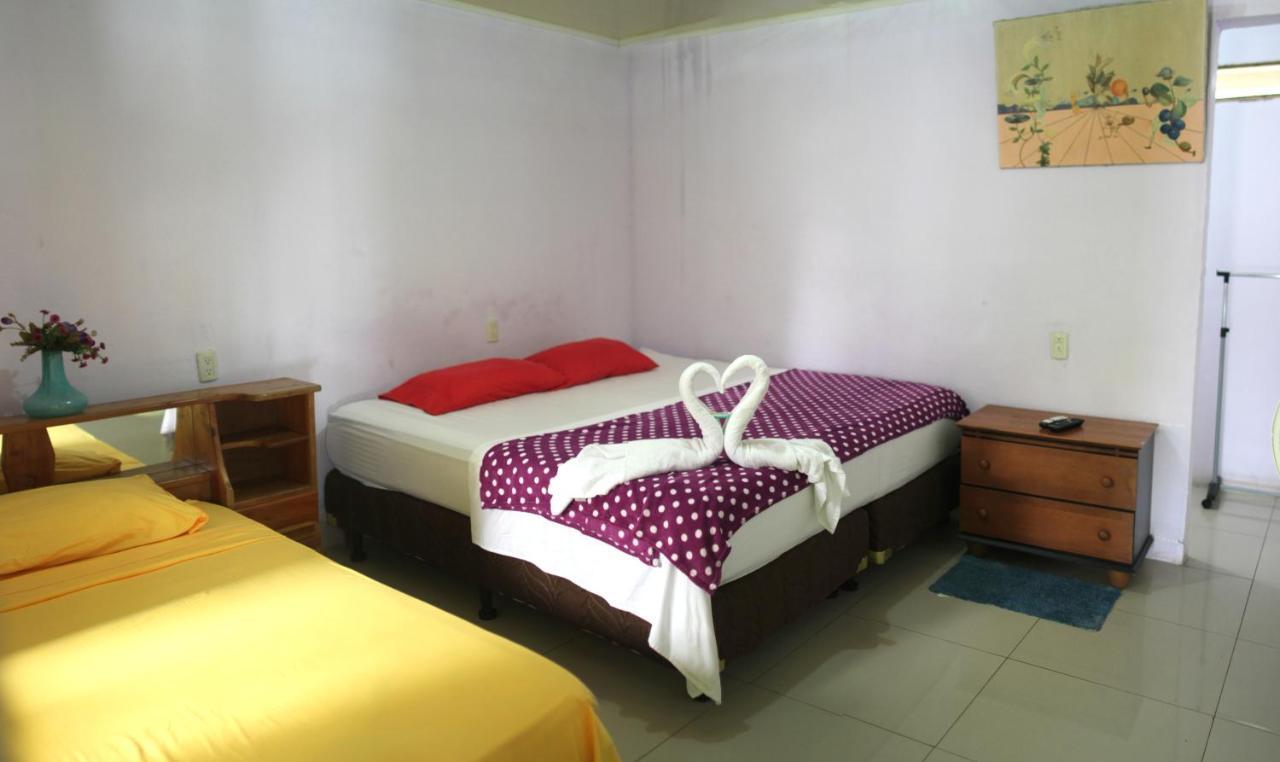Cabinas El Muellecito Tortuguero Ngoại thất bức ảnh